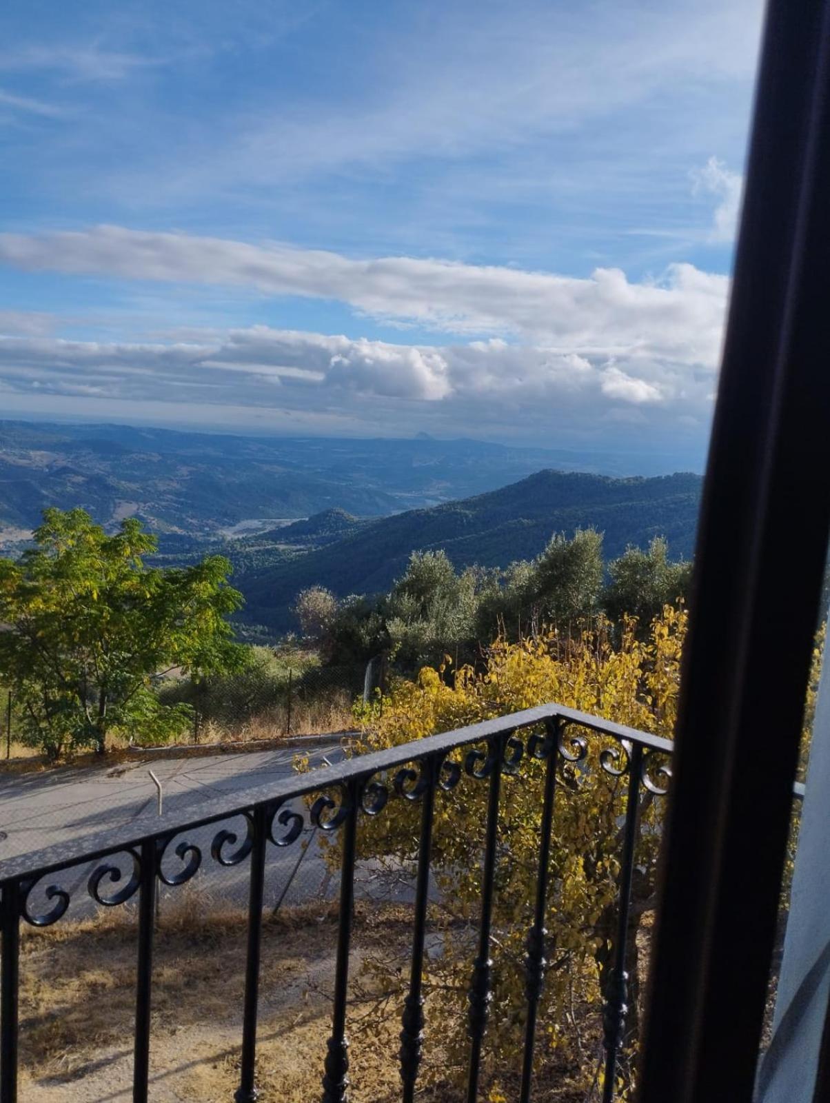 Gaucín Hostal Brenaverde מראה חיצוני תמונה